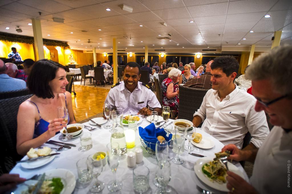 Captain Cook Cruises Fiji Denarau Island Ngoại thất bức ảnh