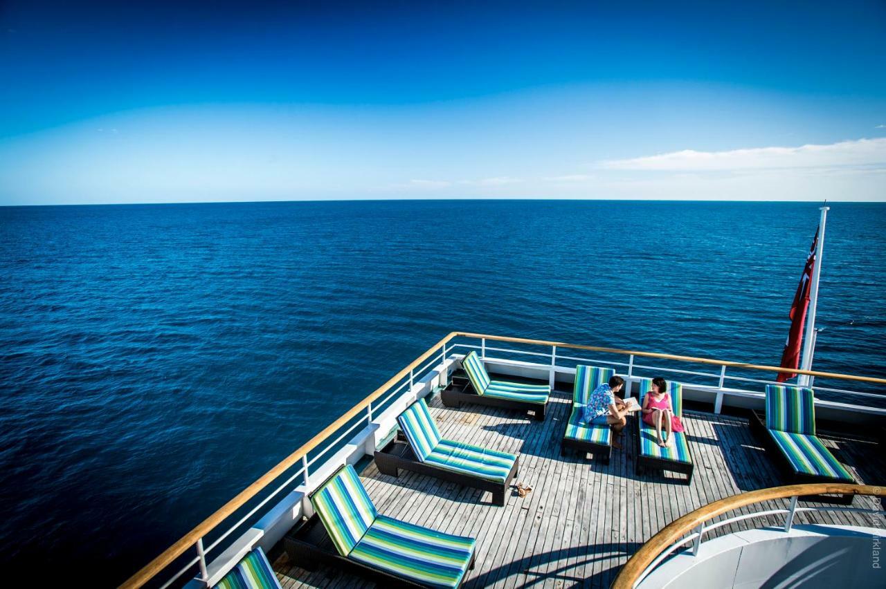 Captain Cook Cruises Fiji Denarau Island Ngoại thất bức ảnh